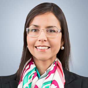 Paula Redondo Pereira High-Resolution Headshot